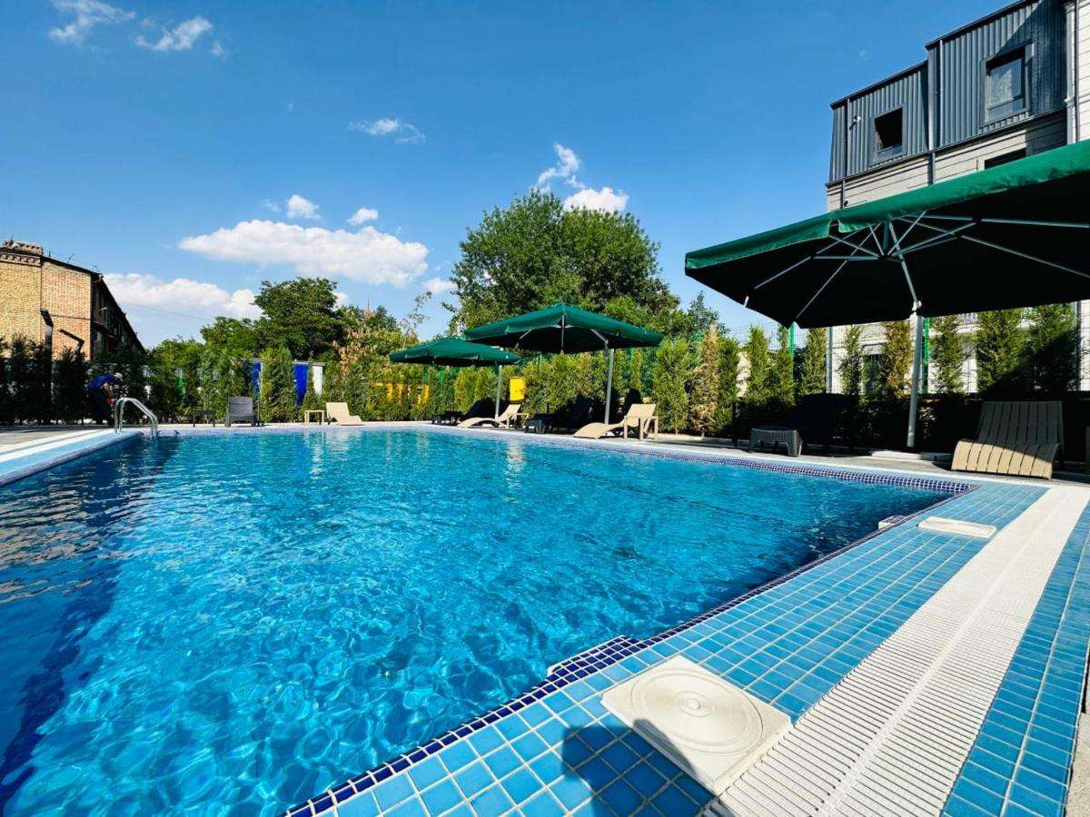 Rich Park Hotel Tasjkent Buitenkant foto