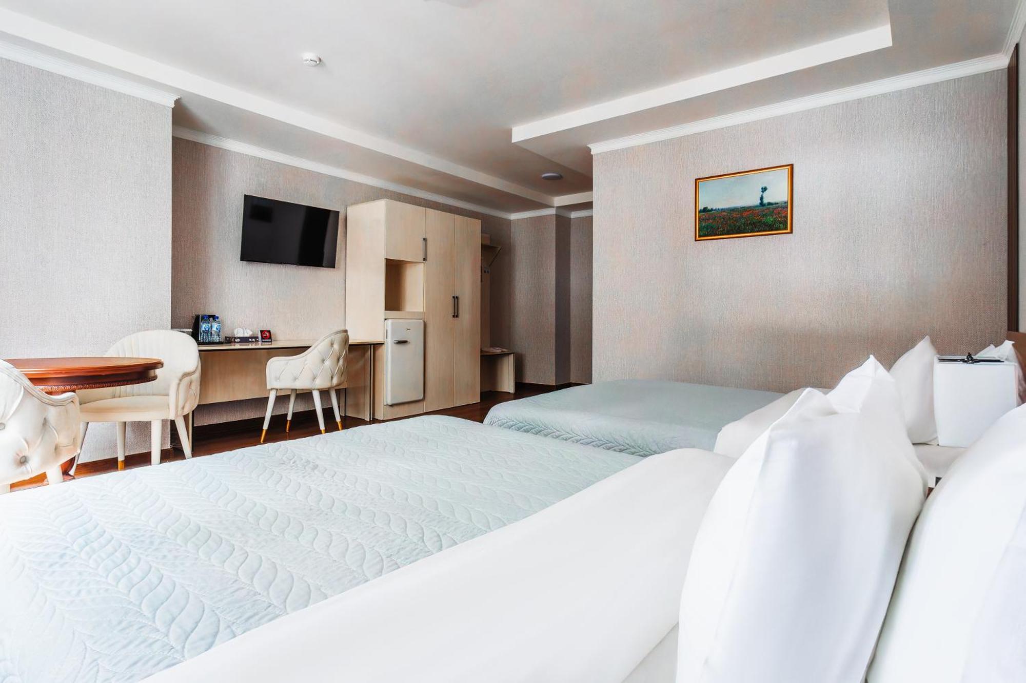 Rich Park Hotel Tasjkent Buitenkant foto