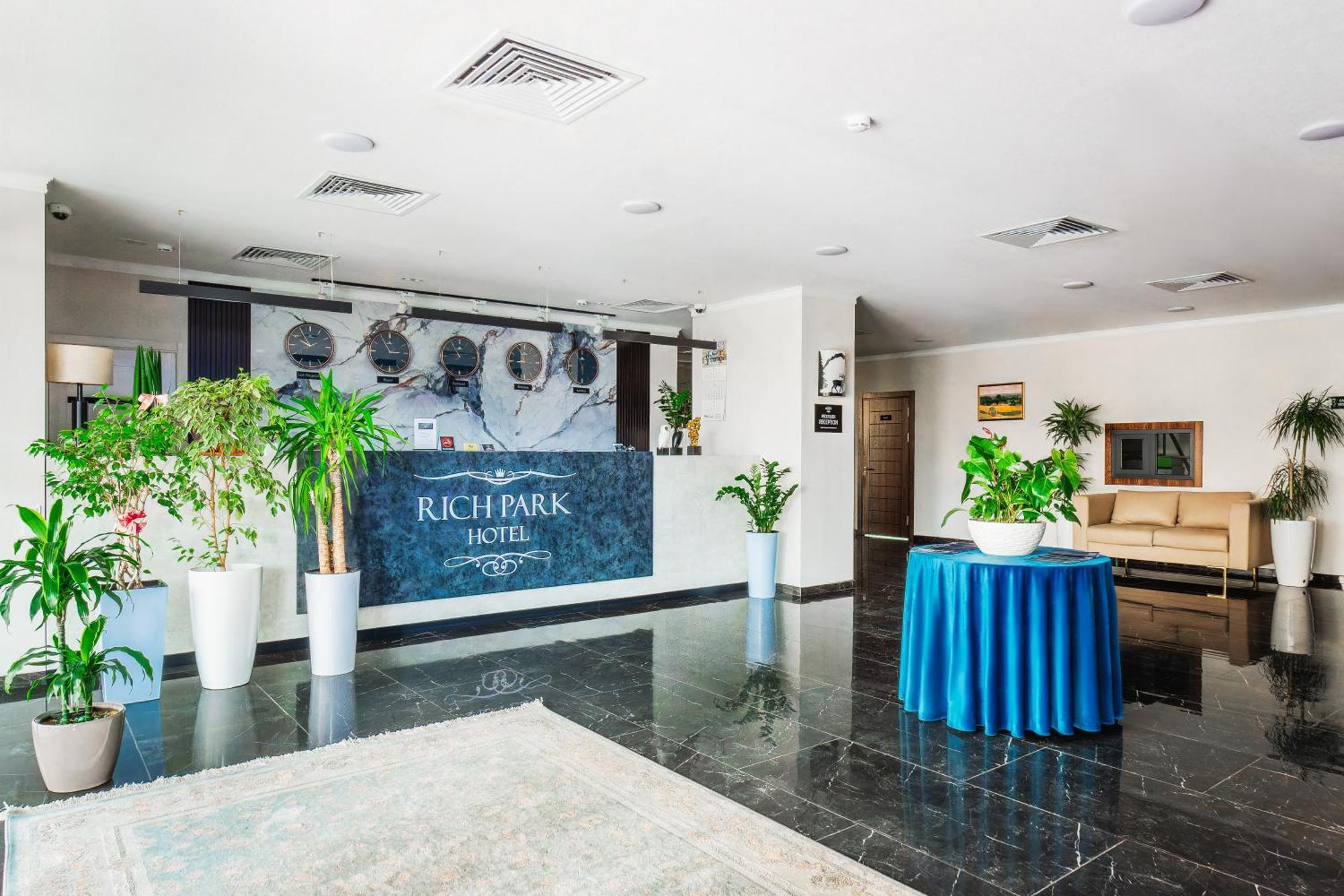 Rich Park Hotel Tasjkent Buitenkant foto