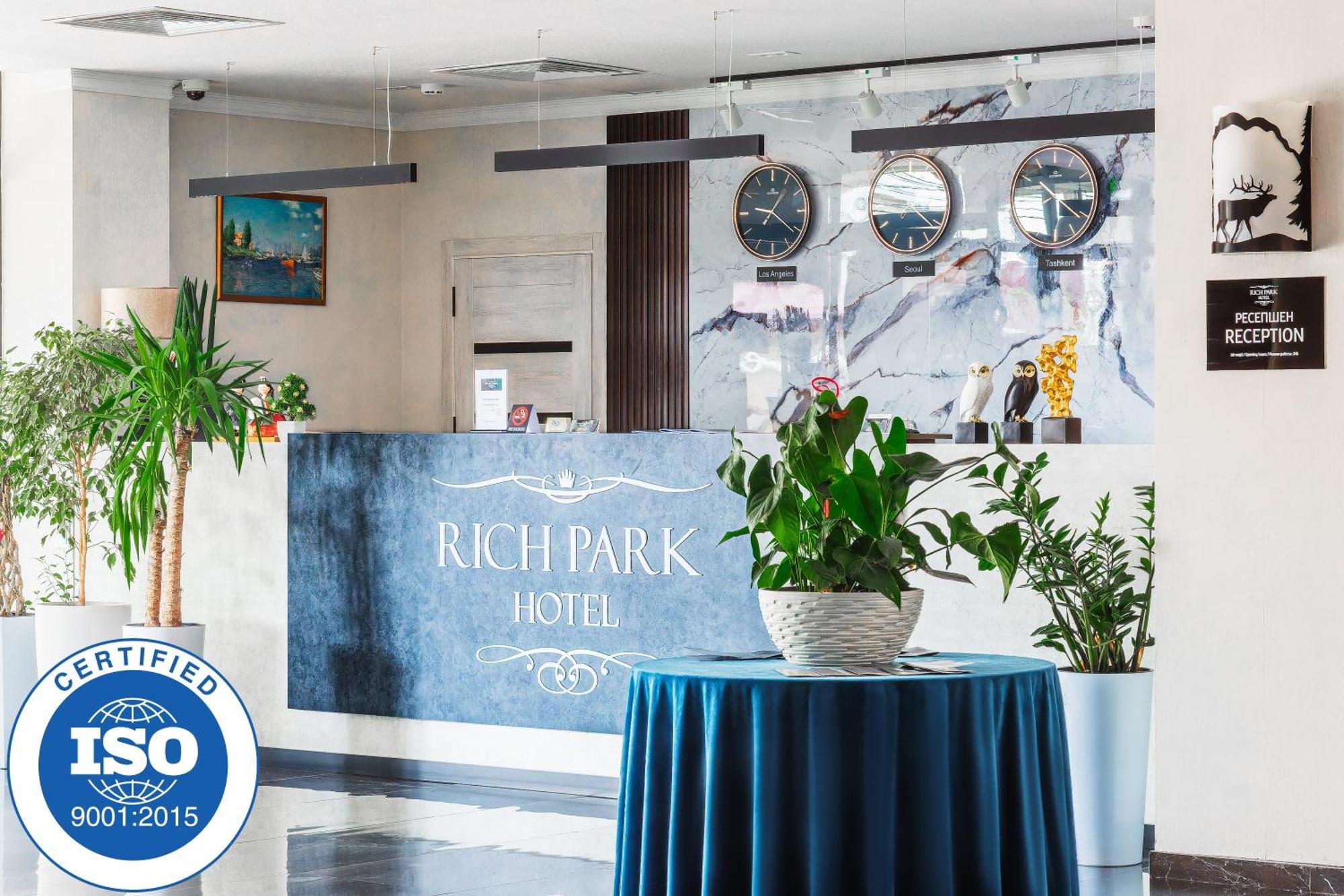 Rich Park Hotel Tasjkent Buitenkant foto